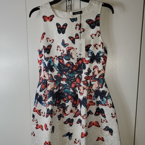 ARANEE Dresses & Skirts - ARANEE Butterfly Dress Size Small